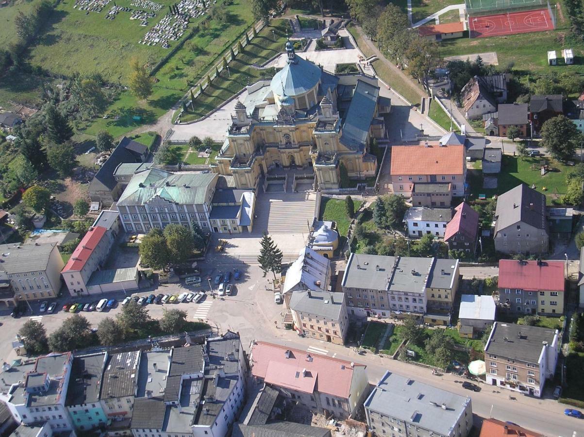 Pokoje Goscinne Hana Radkow Exterior foto